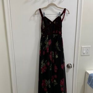 Elegant Floral Maxi Dress